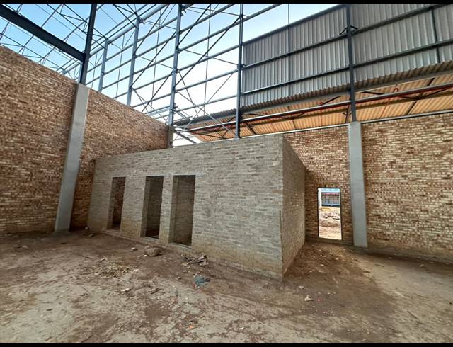 4,159M² WAREHOUSE TO LET IN NORTH RIDING